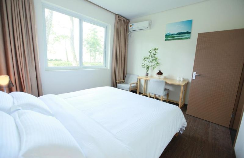 GUI LIN Peach Blossom Island Hotel