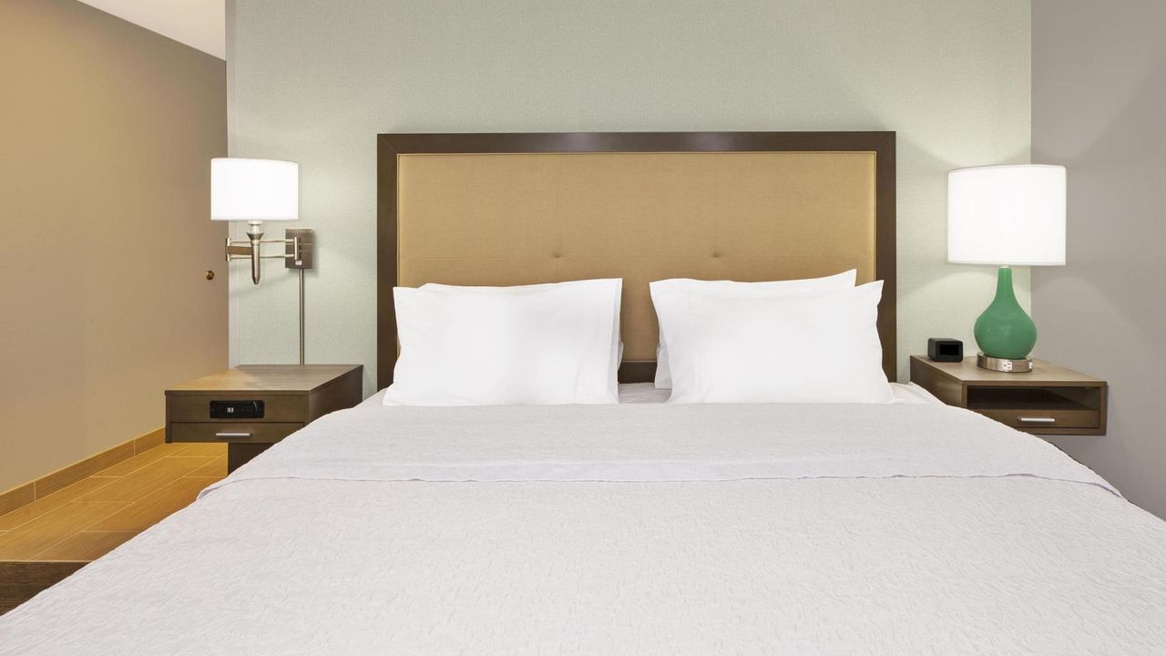 Hampton Inn by Hilton Detroit Dearborn, MI