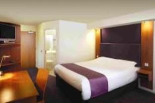 PREMIER INN KNUTSFORD (BUCKLOW HILL)