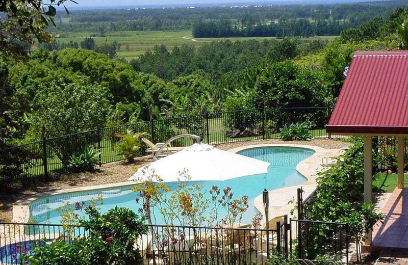 Tropical Coast Retreat - Pet Friendly - Adult only