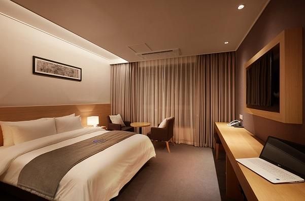 Osong H Hotel Sejong City