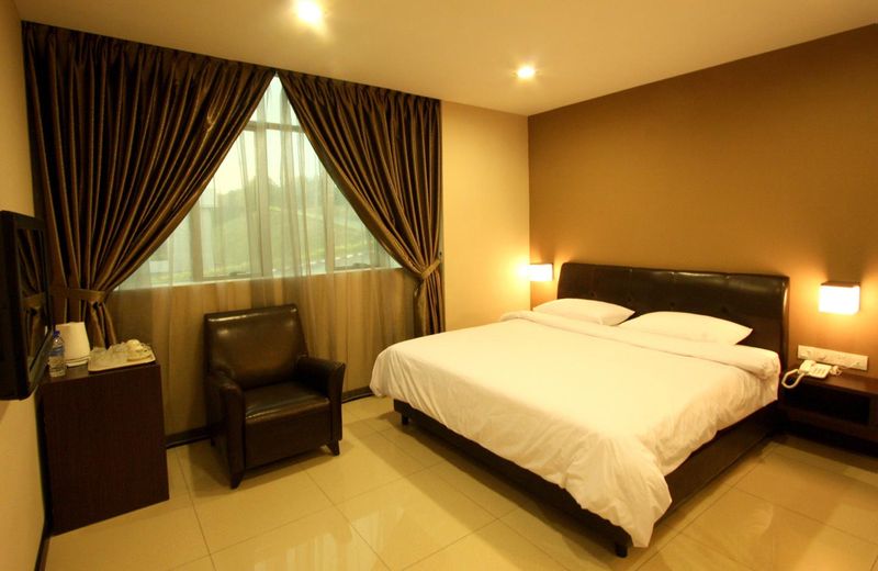 Rail Hotel