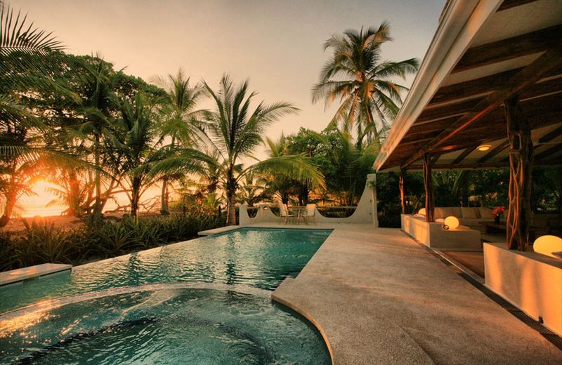 Hotel Tropico Latino