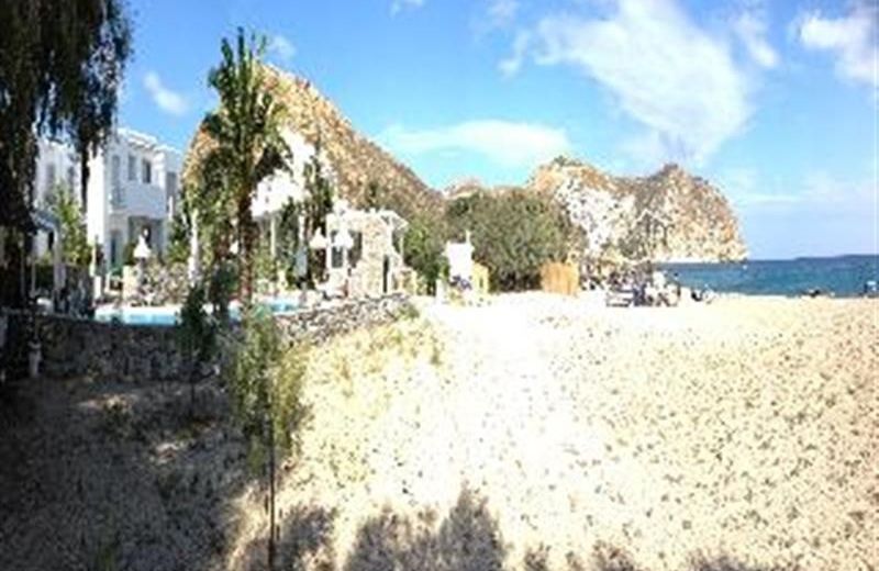 Sunrise Hotel and Suites