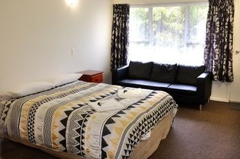 Westport Motels