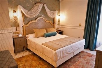 Hotel Gravina 51