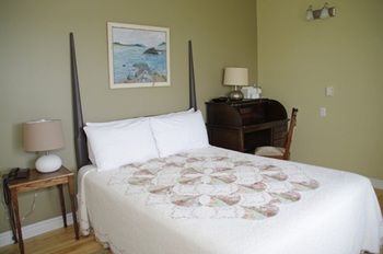 Seawind Landing Country Inn