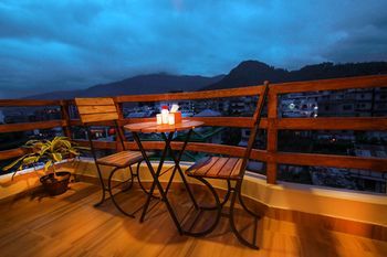Outdoor Pictures 22