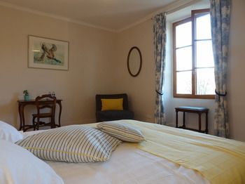 Au pays de Jacquou : Chambre d’hôtes et table d’hôtes