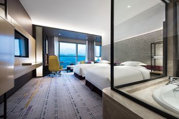Crowne Plaza Baoji City Center, an IHG Hotel