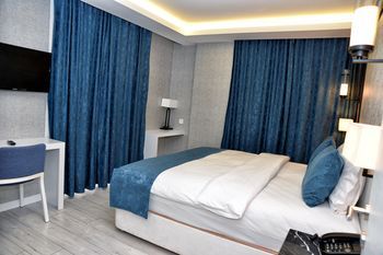 Gardenya Suite Hotel