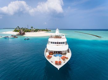 Dhaainkan'baa - Luxury Yacht
