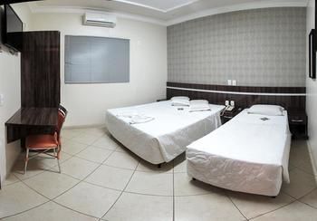 Dourados Center Hotel