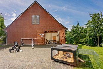Outdoor Pictures 23
