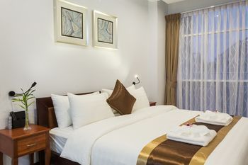 Valentino's Hotel and Suites