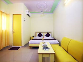 OYO 9038 Hotel Comfort