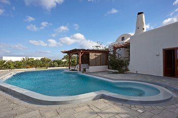 Aquaria Villa