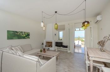 Villa With 2 Bedrooms in Naxos, With Wonderful sea View, Enclosed Gard