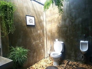 Outdoor Pictures 1