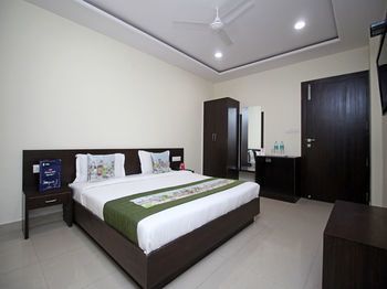 OYO 9555 Hotel Imperial