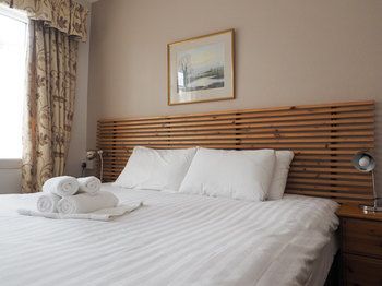 Albany Guest House