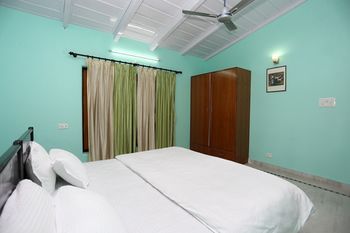 OYO 10774 Home 2BHK Singh Cottage Bhimtal