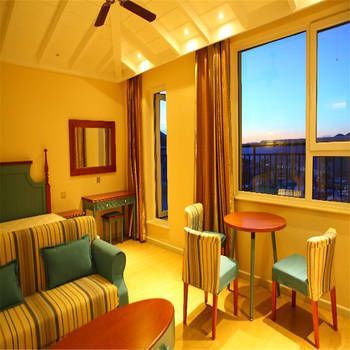 Flying Bird Holiday Hotel
