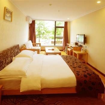 Chongqing Xianyi Holiday Hotel