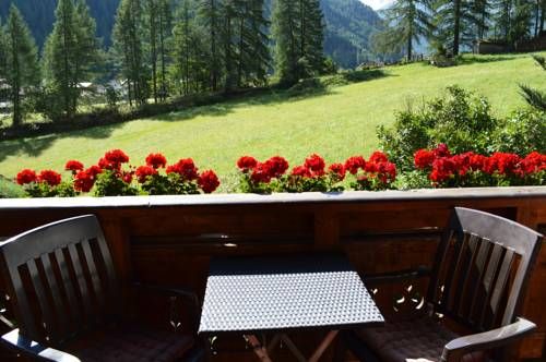 Outdoor Pictures 21