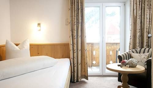 Hotel Alpina