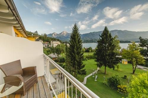 Outdoor Pictures 24