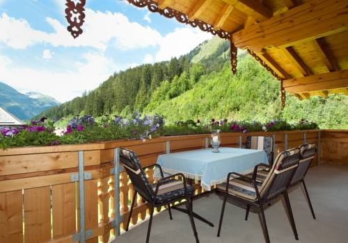 Outdoor Pictures 22