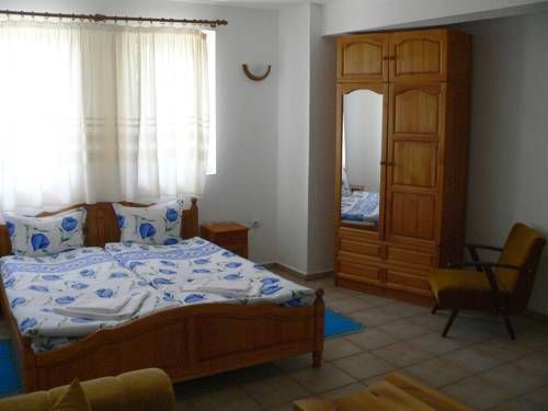Hotel Pri Chakara