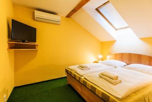 Hotel City