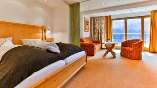 Tourist Hotel Boehm