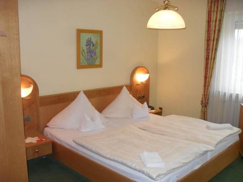 Hotel Reichsschenke Zum Ritter Götz "Garni"