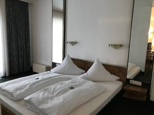 Hotel Bitterfelder Hof - Mongoo GmbH
