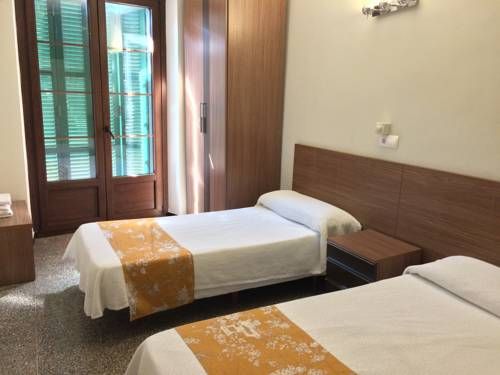 HOSTAL RITZI