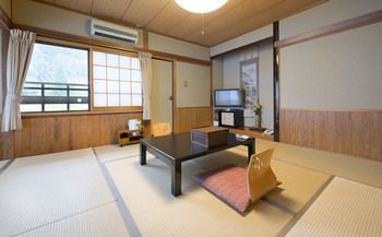 Yunohira Onsen Ryokan Kamiyanagiya