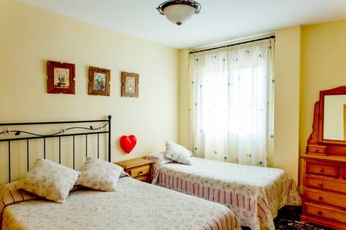 ROMANA GRANADA