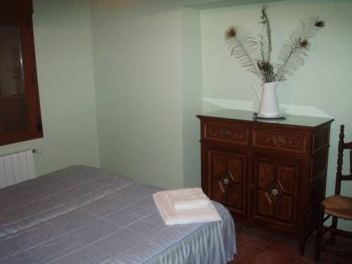 VIVIENDA TURISTICA LA ACACIA