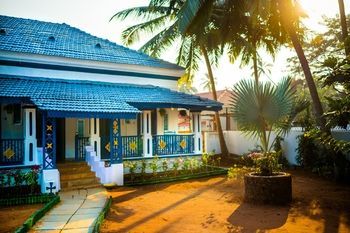 OYO 10868 Home Villa Calangute Beach