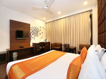 OYO 4391 Hotel Iconic