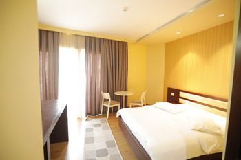 Hotel 1 Maji