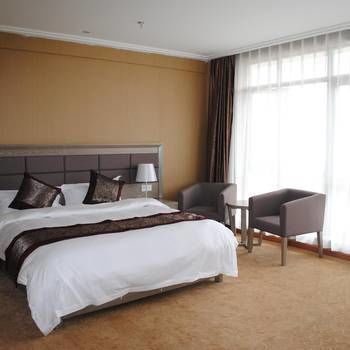 Fengxiang Shanzhuang Hotel