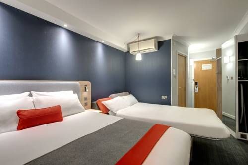 Holiday Inn Express Bath, an IHG Hotel
