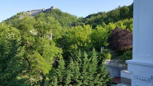 Outdoor Pictures 24