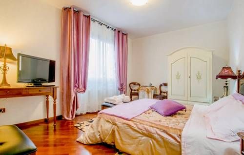 Villa Antique