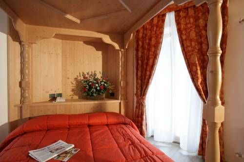 Hotel Garni La Roccia