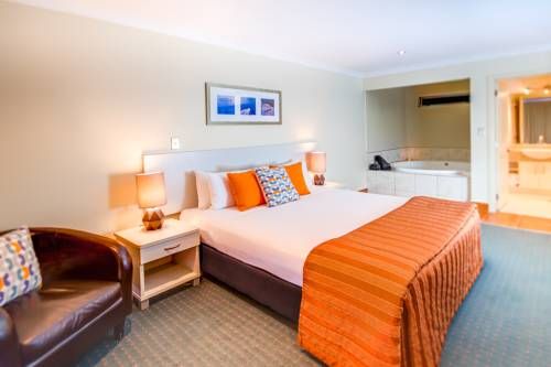 Emerald Spa Motor Inn